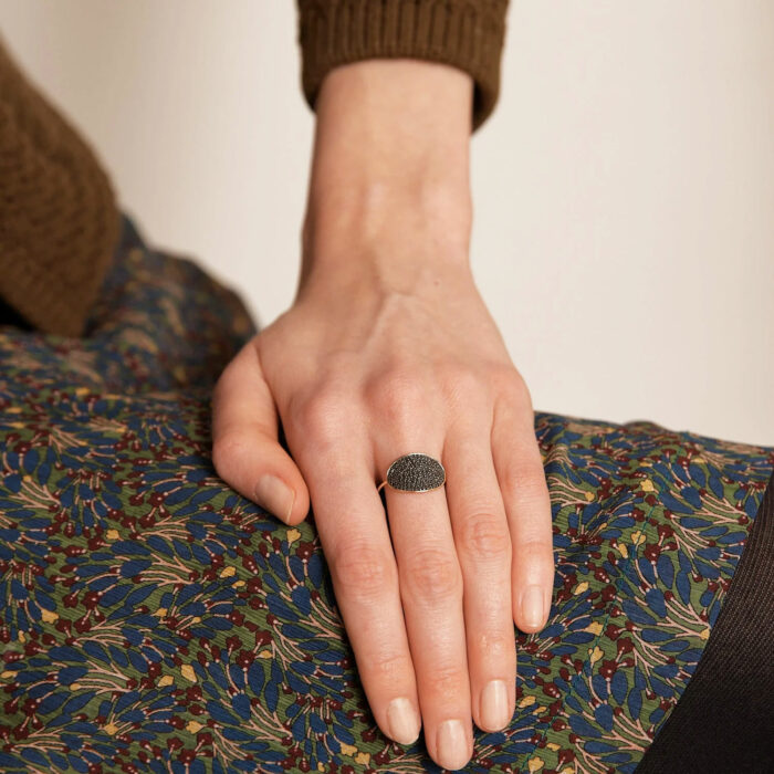 GINETTE NY Sequin Large Ring