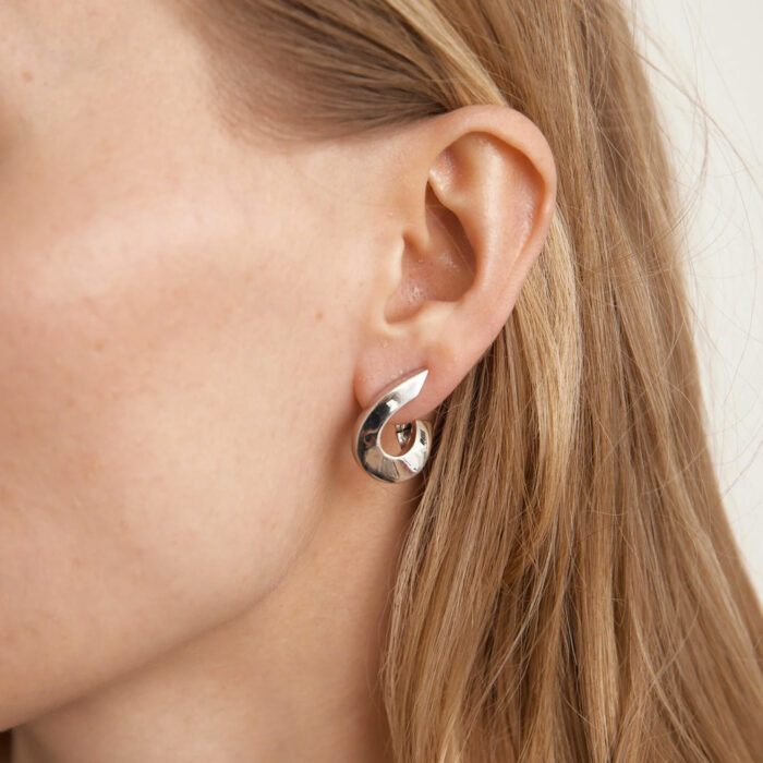 PIAGET Drop Earrings