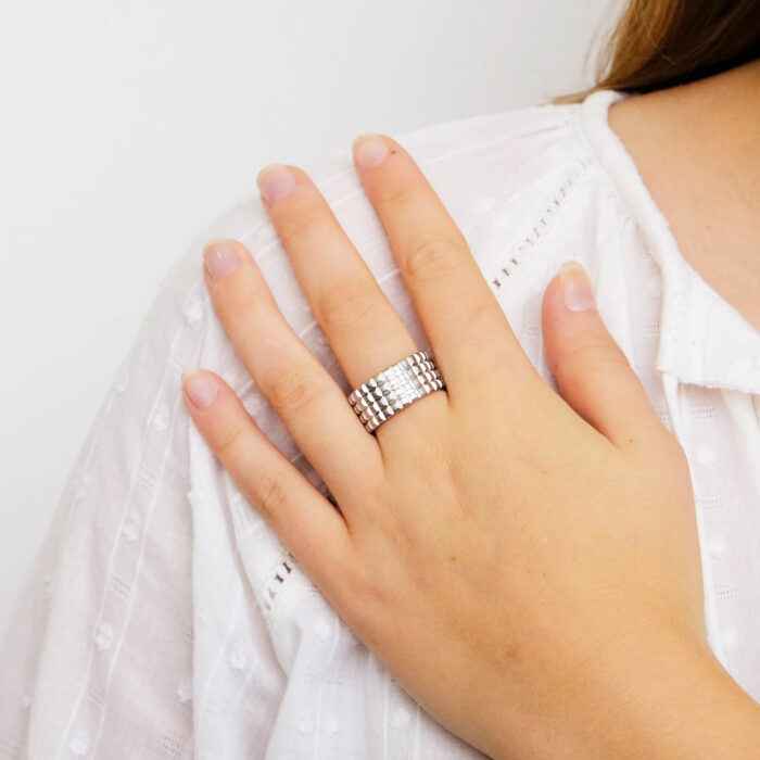 BOUCHERON Clou de Paris Ring