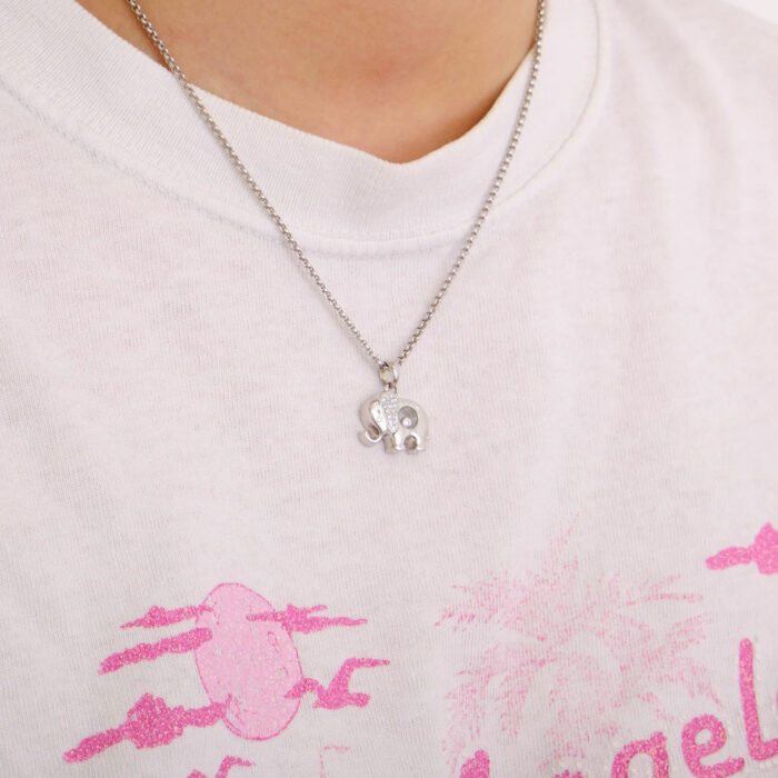 CHOPARD Happy Diamonds Elephant Necklace