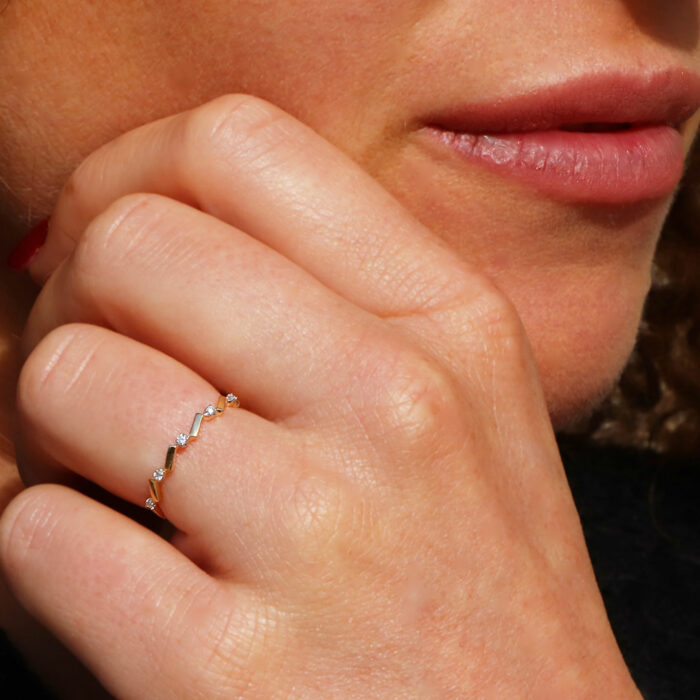yellow gold diamond ring