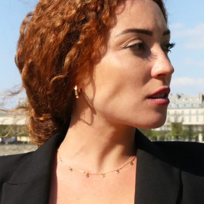 women gold necklace