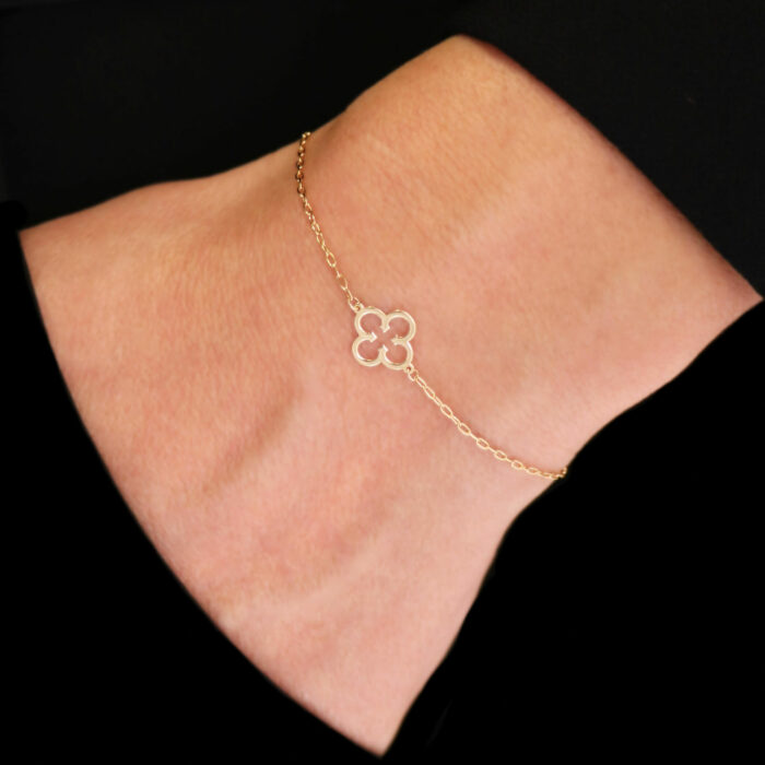 gold clover bracelet