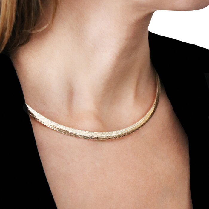 Omega Necklace gold