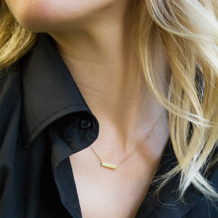 gold necklace fashion