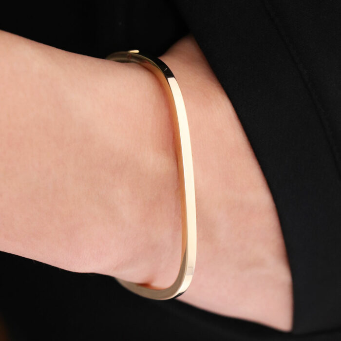 Square gold bracelet