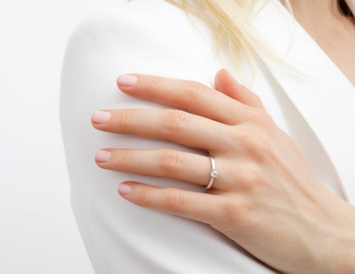 solitaire ring
