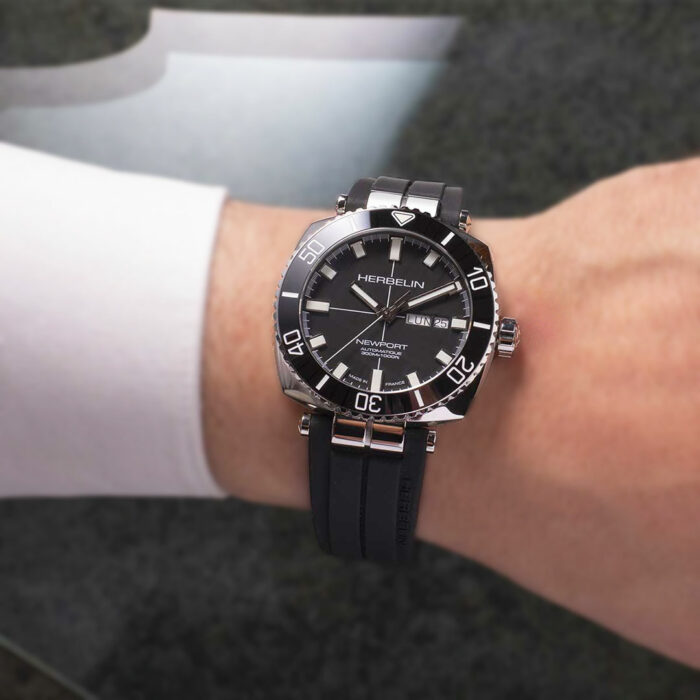 HERBELIN - Newport Diver Watch - Image 2