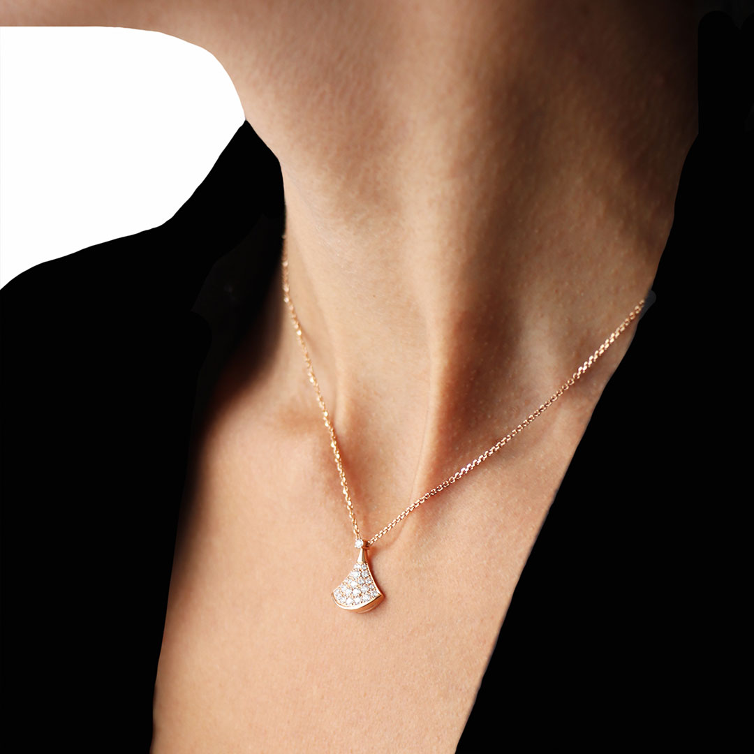BULGARI Divas Dream Necklace Rose Gold Diamond