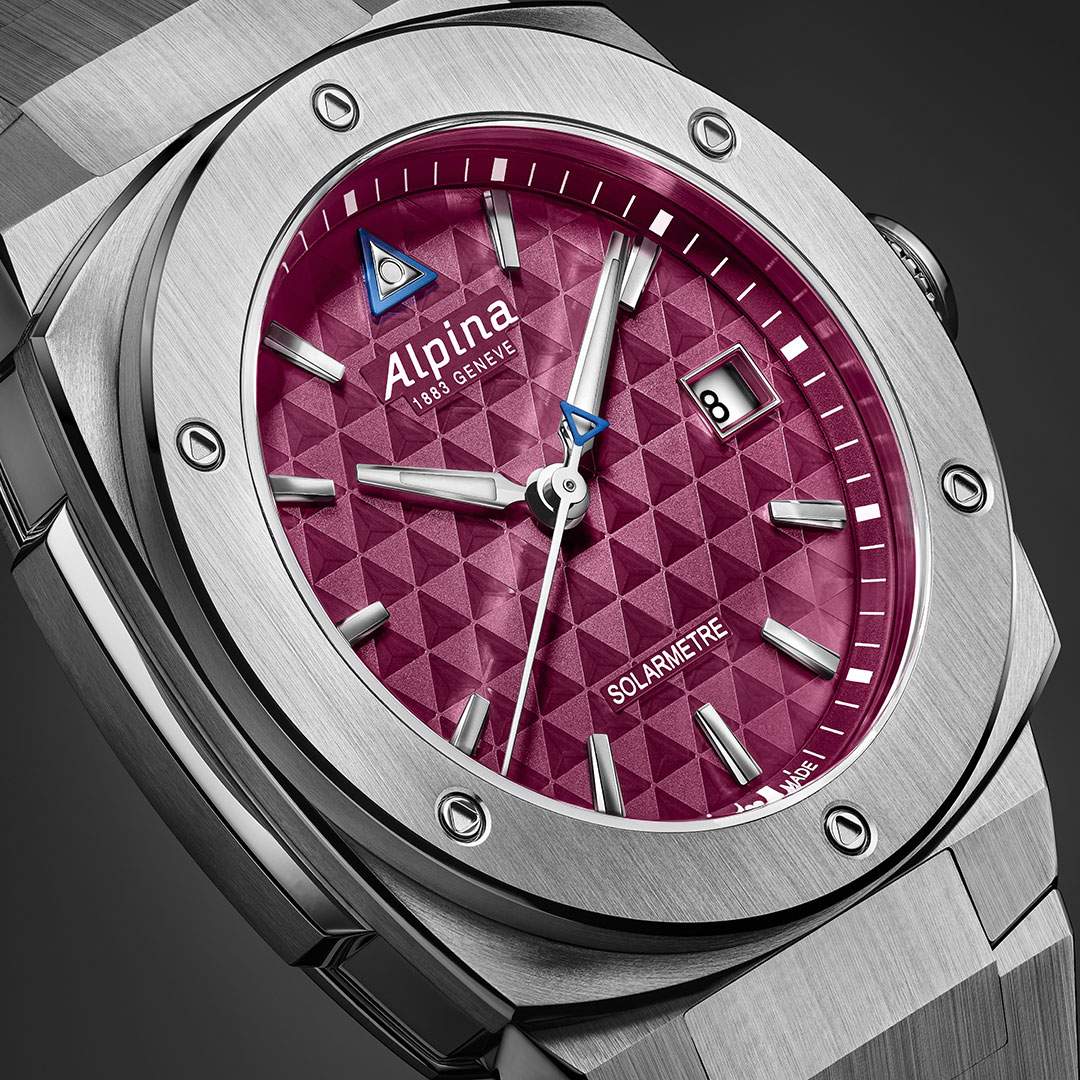 Alpiner Extreme Solarmetre red watch AL-140BRG3AE6B